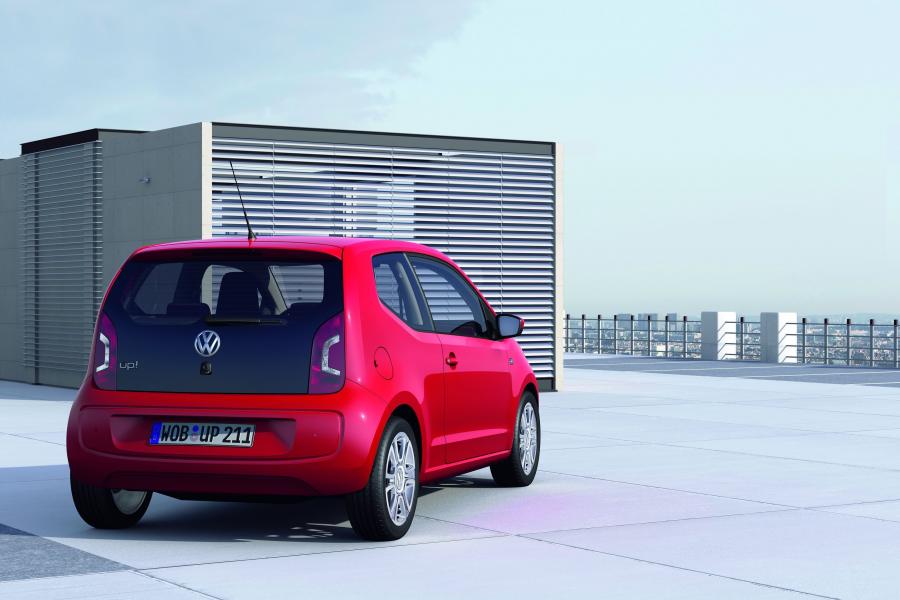  Volkswagen up! 2011 года  (фото 52 из 173)